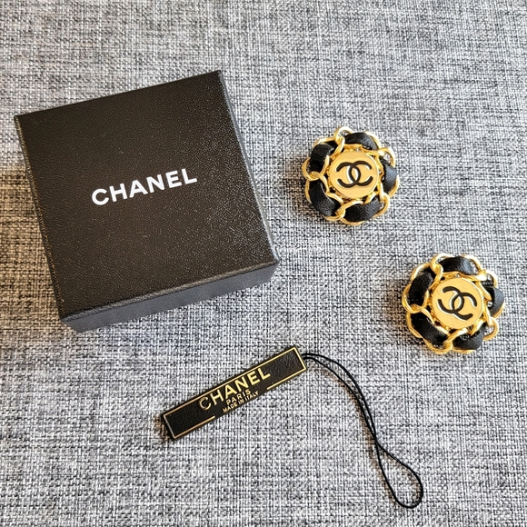 CHANEL Accessories - Chanel Vintage Leather Chain Earrings | Clip on | BIG Size